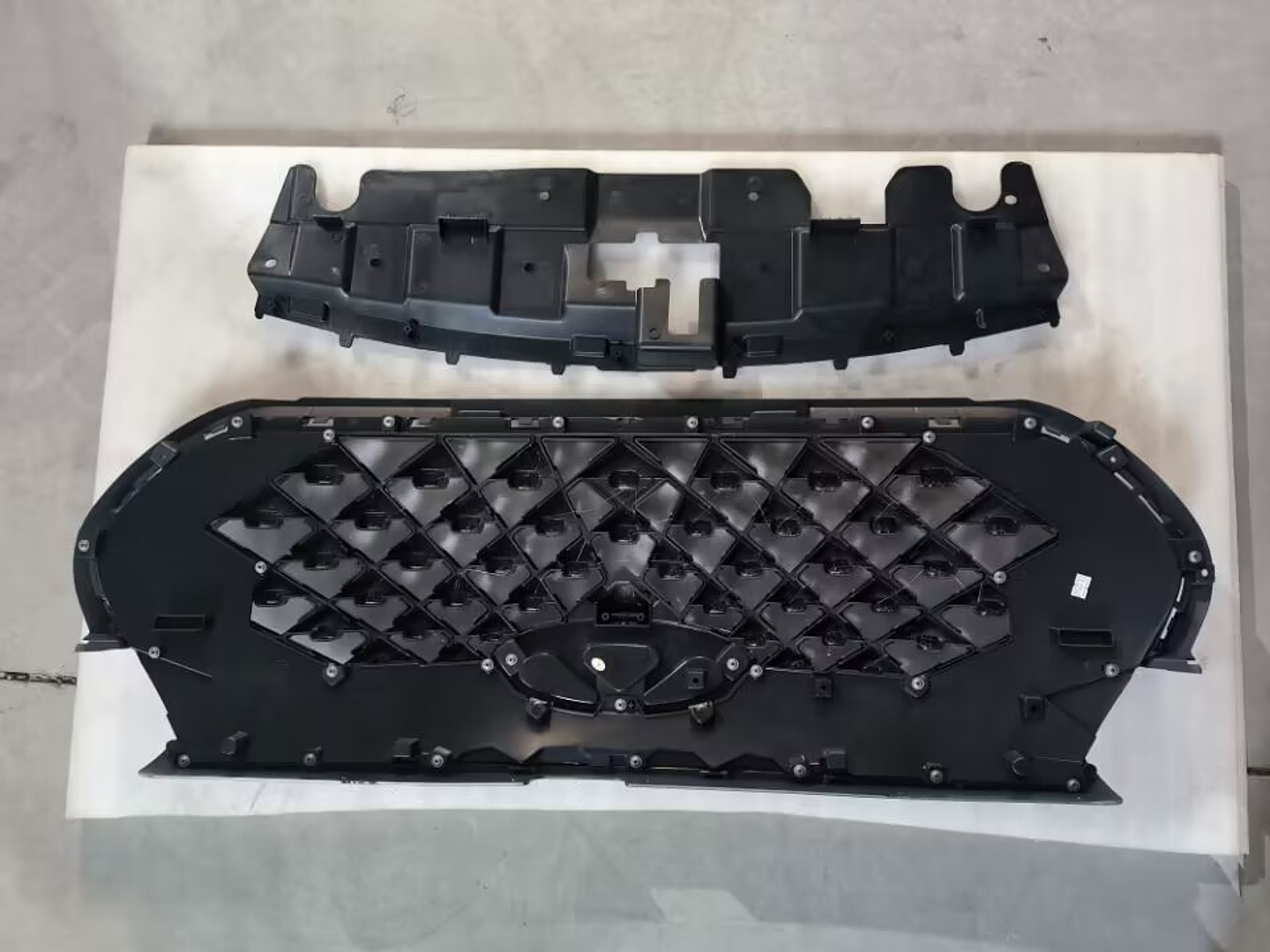 MASCARA RADIADOR TIGGO 4 1