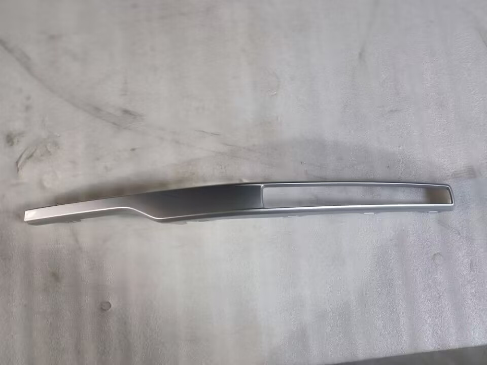 BISEL DERECHO LUZ DIA TIGGO 5 PRO 3