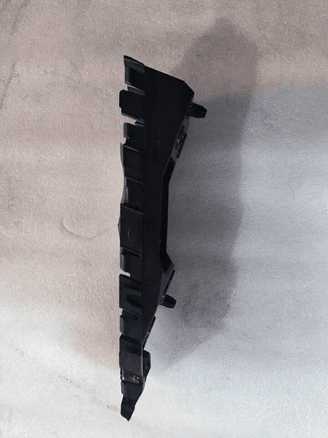 SOPORTE PARACHOQUE DELANTERO DERECHO TIGGO 2