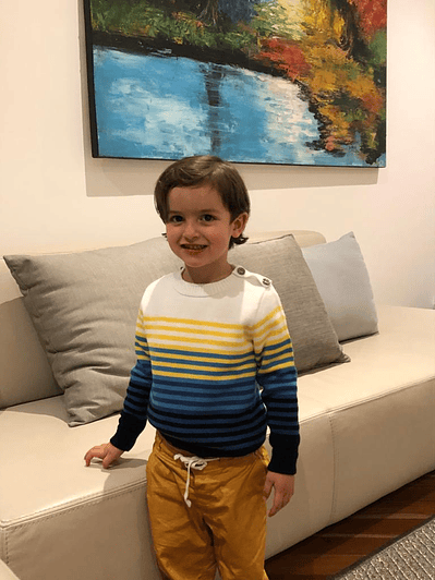 Sweater Cuello Redondo con Rayas Botones Decorativos