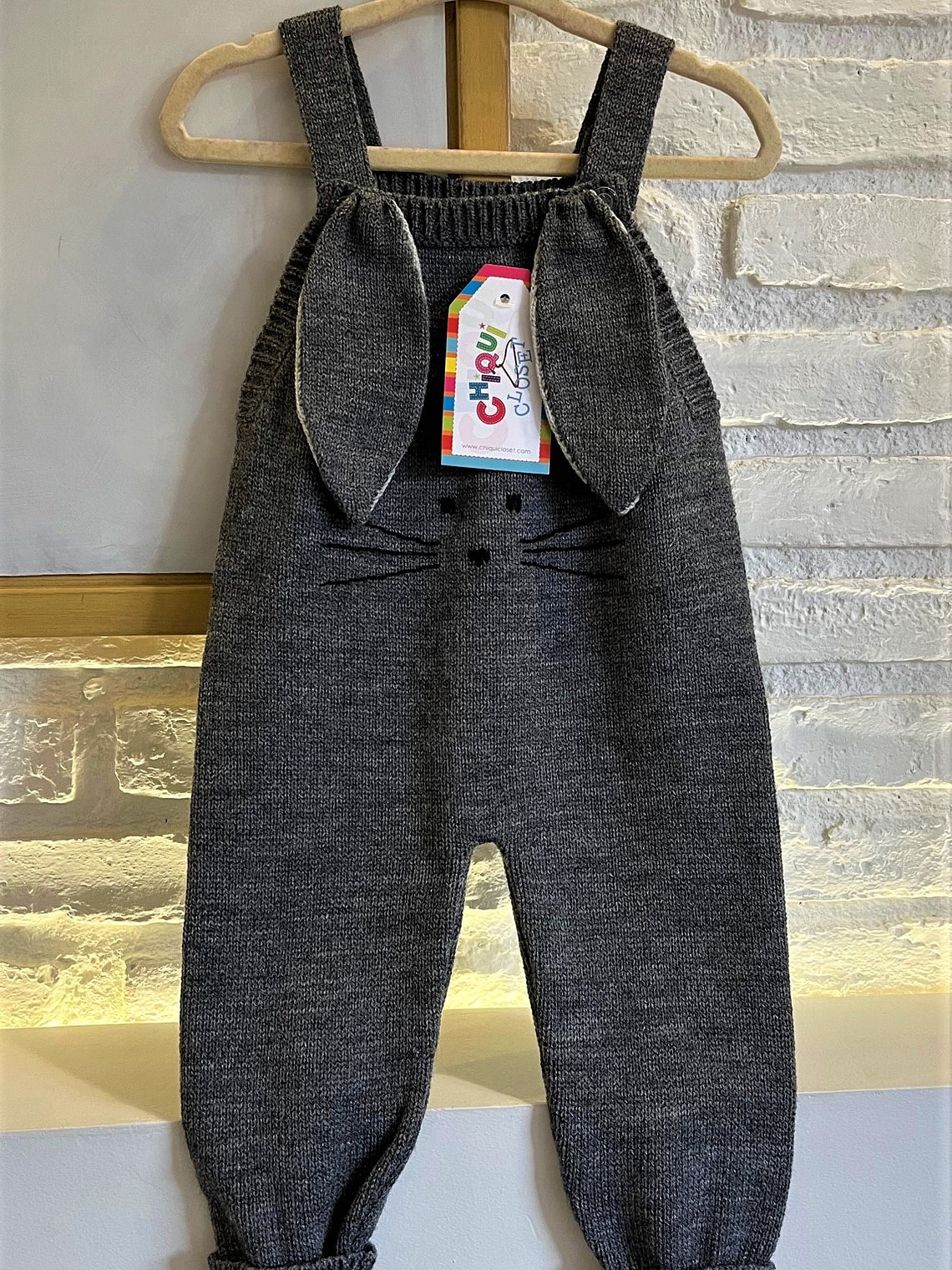 Conejo Gris Oscuro 1