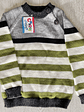 Sweater Combinado Cuatro Colores (gris, negro, blanco, verde) - Miniatura 2