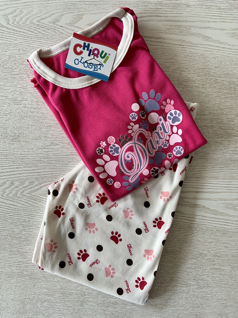 Pijama Huellas y puntos 1