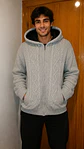 Chaqueta de punto gris con cremallera - vignette 2