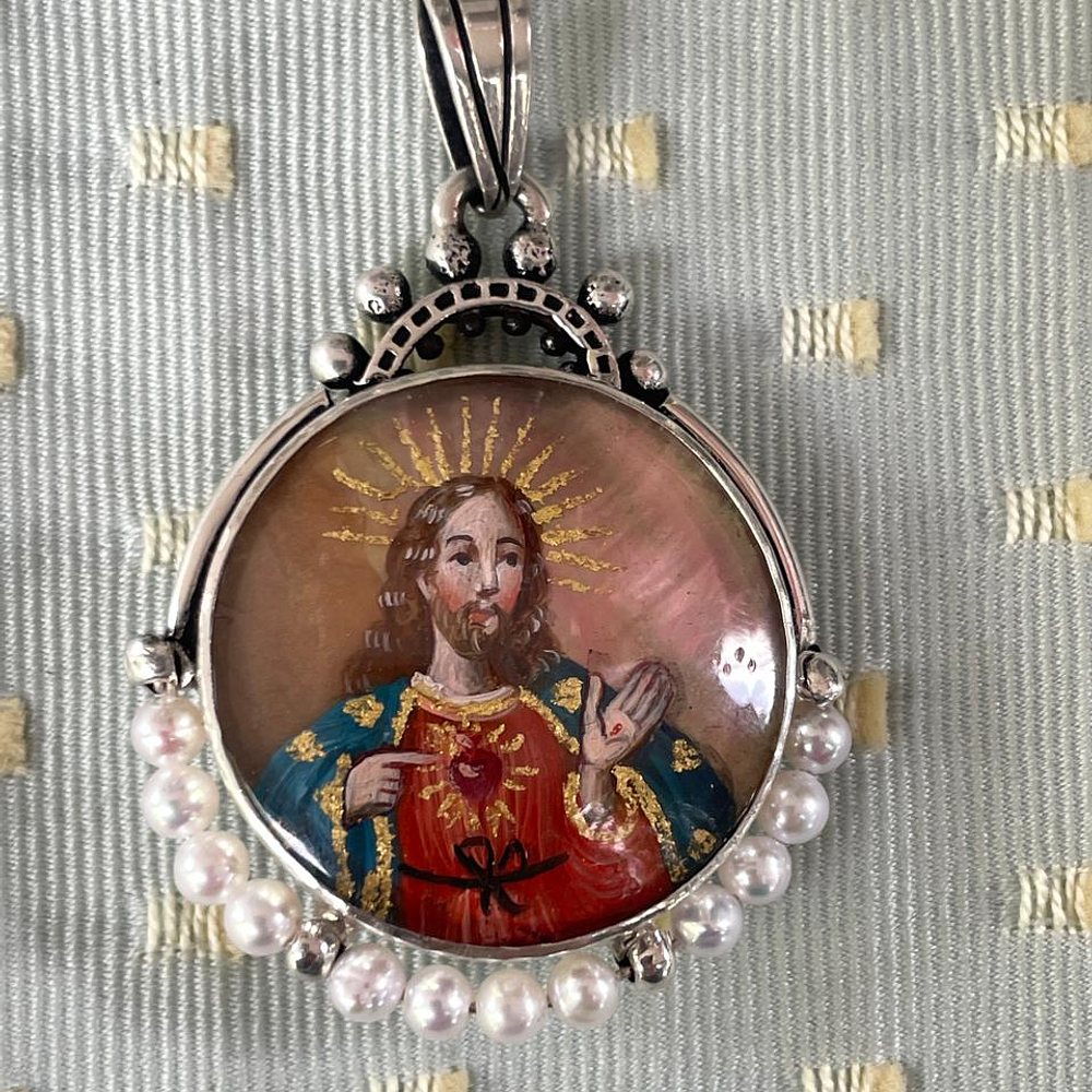 Maravilloso escapulario de la Virgen del Carmen y el Sagrado Corazón con perlas 