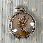 Medalla de la Virgen de Guadalupe y San Miguel Arcángel 