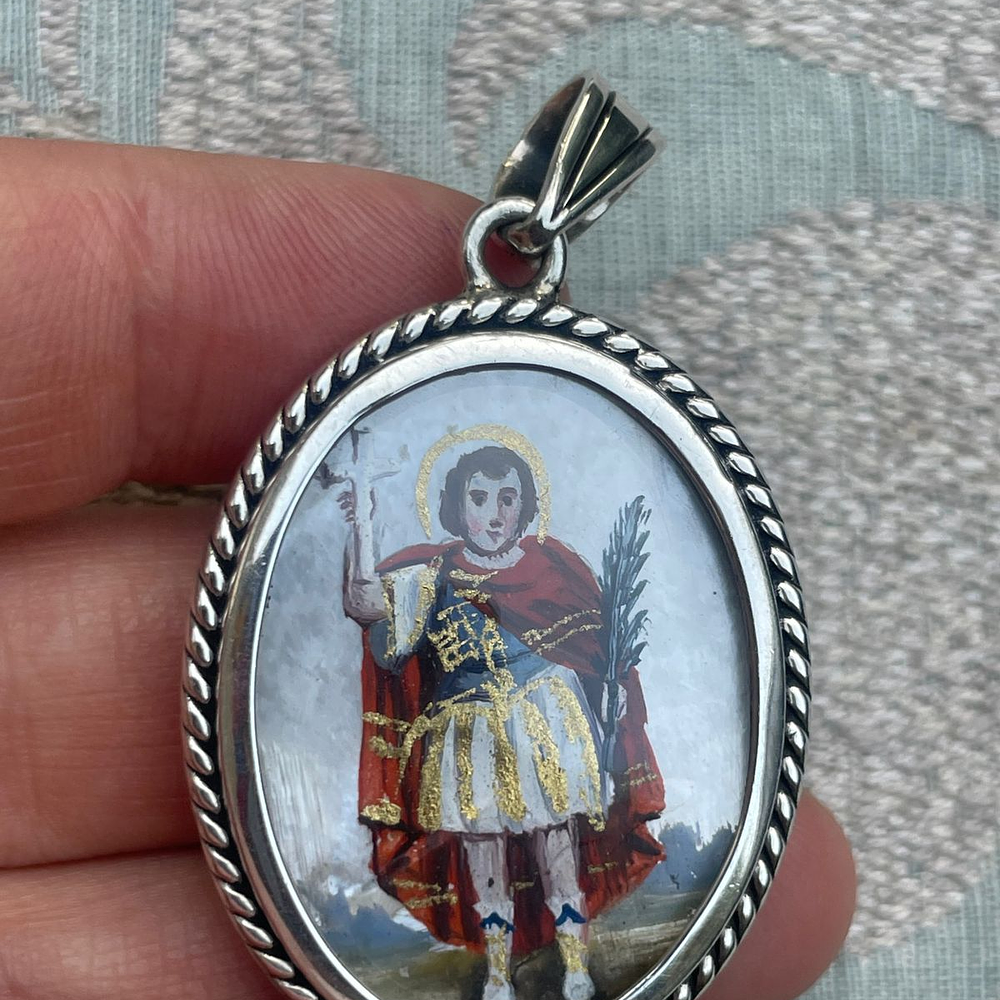 Medalla ovalada de San Expedito y San Judas Tadeo