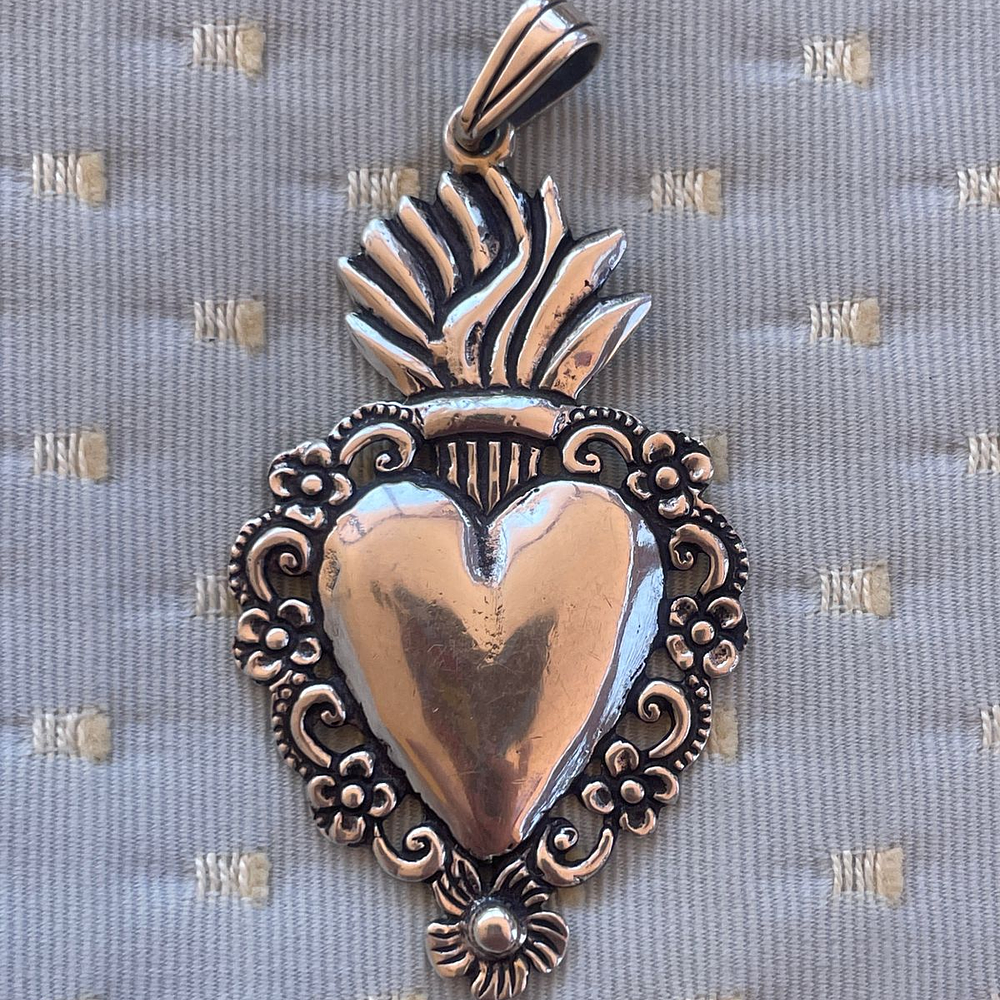 Colgante Corazón Ardiente – Plata 950
