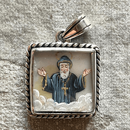 Medalla Virgen Desatanudos y San Charbel