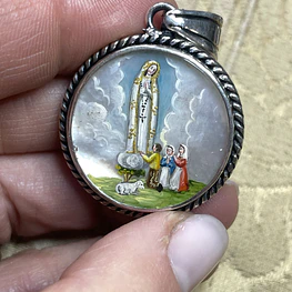 Medalla de Virgen de Fátima y Santa Rosa de Lima 