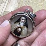 Medalla San Alberto Hurtado y Santa Teresa de Los Andes 