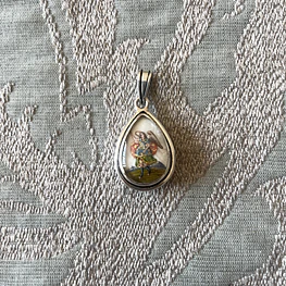 Medalla Virgen de la Dulce Espera y San Gabriel