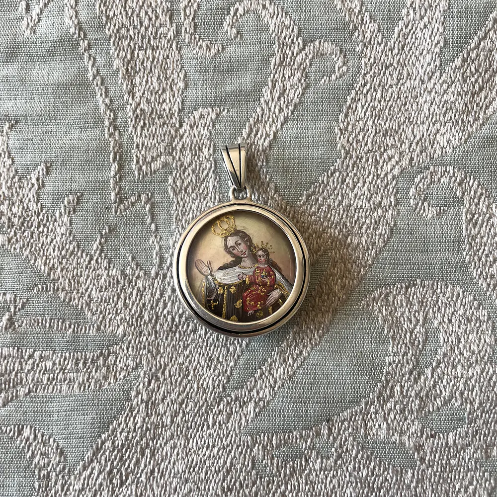 Medalla Virgen del Carmen y Espíritu Santo