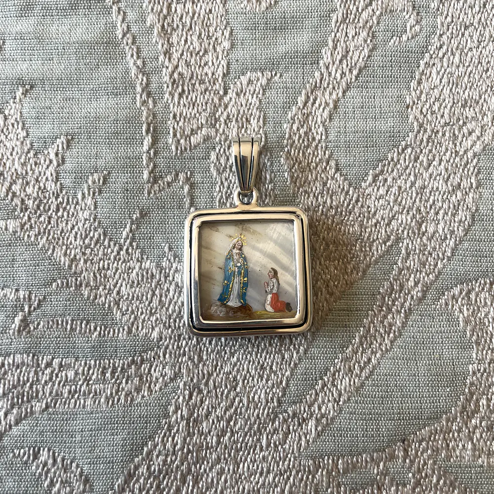 Medalla Virgen de Lourdes y Virgen de Fátima