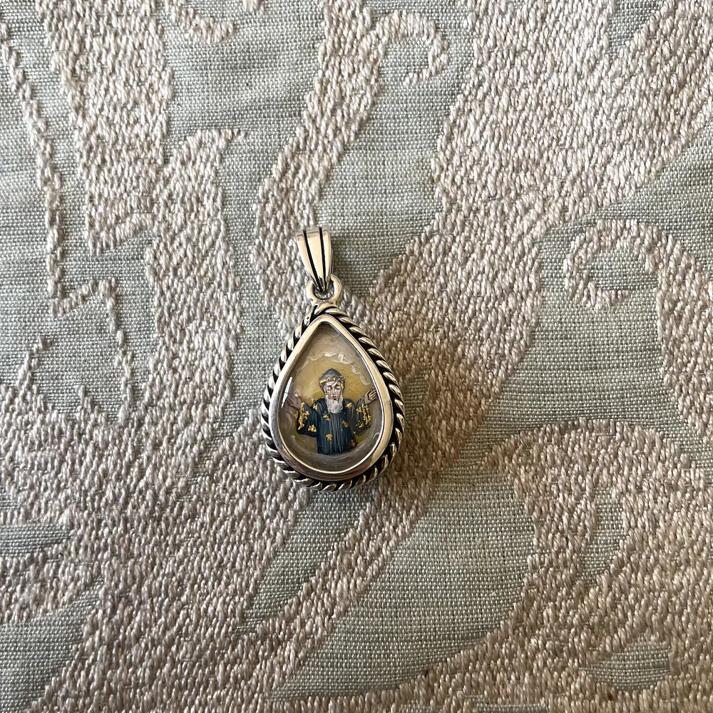 Medalla Virgen de Guadalupe con Sn Chárbel