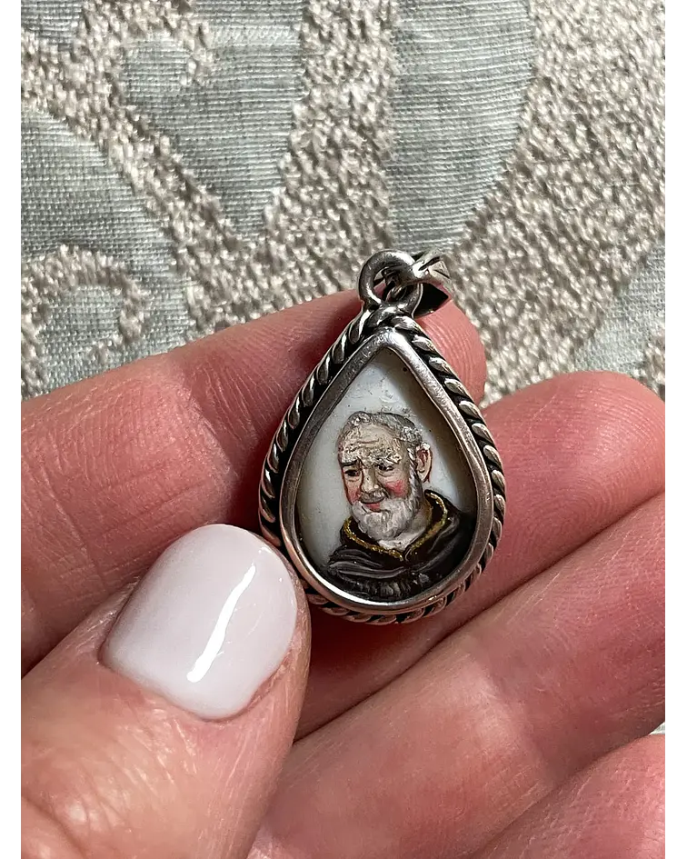 Medalla Gota del Consuelo: Sagrado Corazón de Jesús y San Pío de Pietrelcina