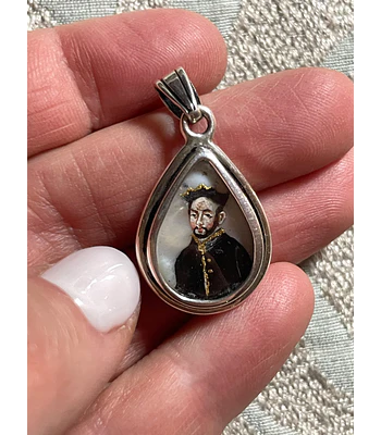 Medalla Gota de la Valentía: San Ignacio de Loyola y Santa Juana de Arco