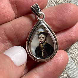 Medalla Gota de la Valentía: San Ignacio de Loyola y Santa Juana de Arco