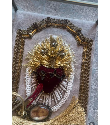 Relicario Sagrado Corazón en caja de vidrio 