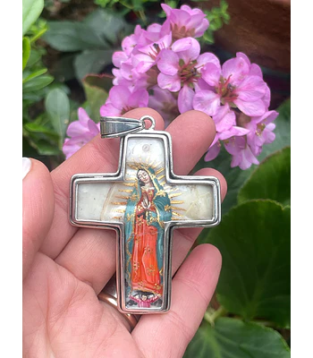 Cruz de Virgen y Guadalupe y flores 