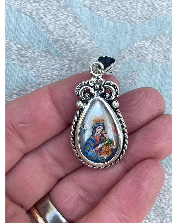 Medalla Gota Virgen del Perpetuo Socorro y Jesús de la Divina Misericordia – Plata 950 y nácar