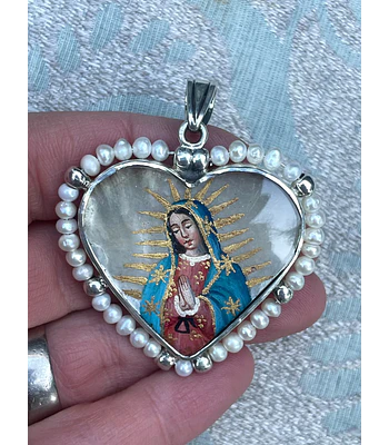 Corazón Virgen de Guadalupe con Perlas – Plata 950