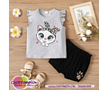 Conjunto de 2 piezas de camiseta de manga acampanada con estampado de gatito y pantalones cortos elásticos