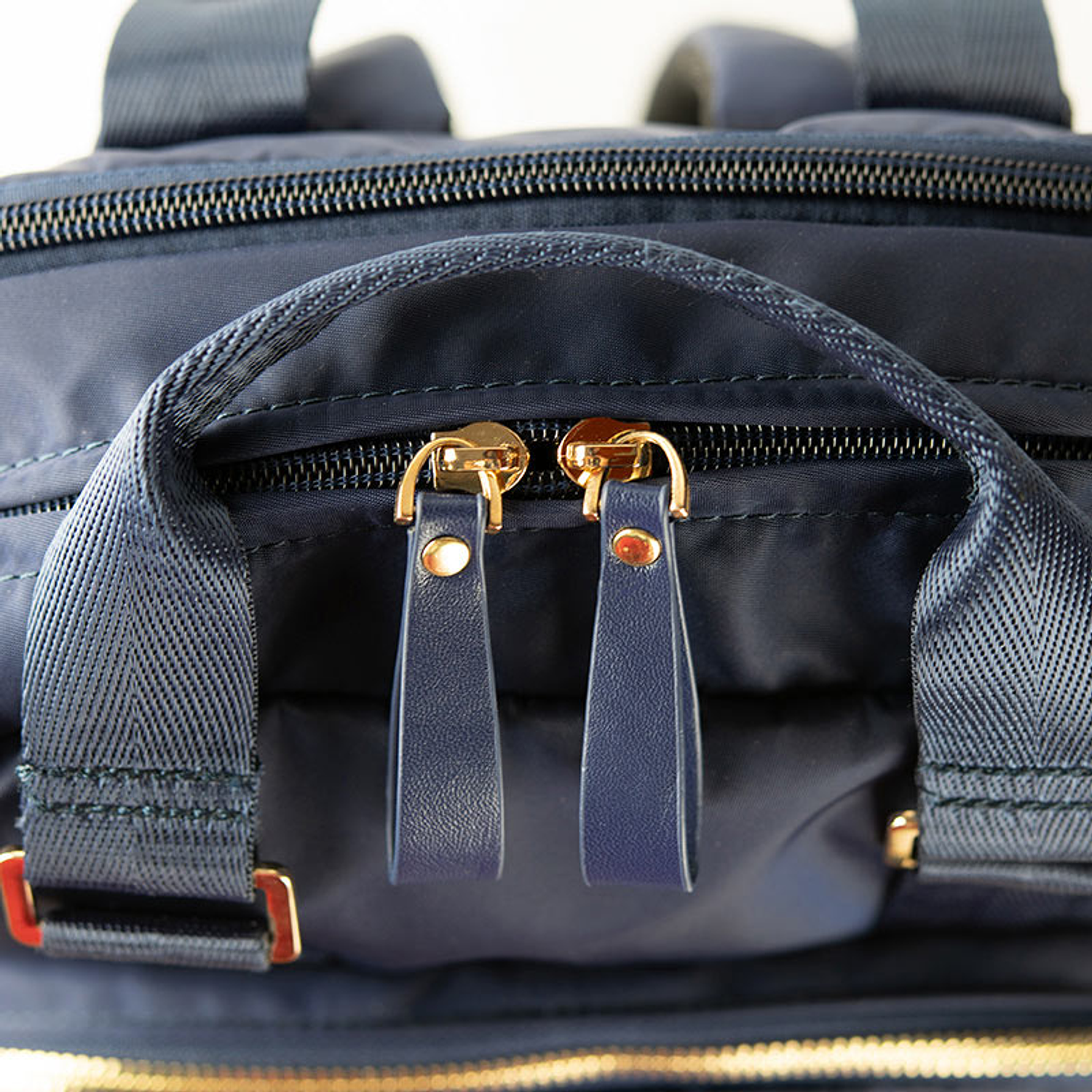 KlipXtreme Toscana KNB-468RD Mochila Para Laptop Color Rojo 4