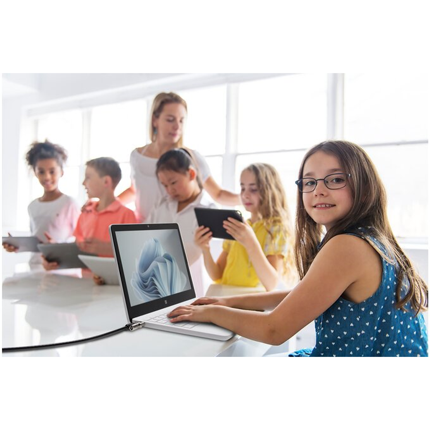 Kensington  NanoSaver K64444WW Cable para Ultrabook 1,8m 8