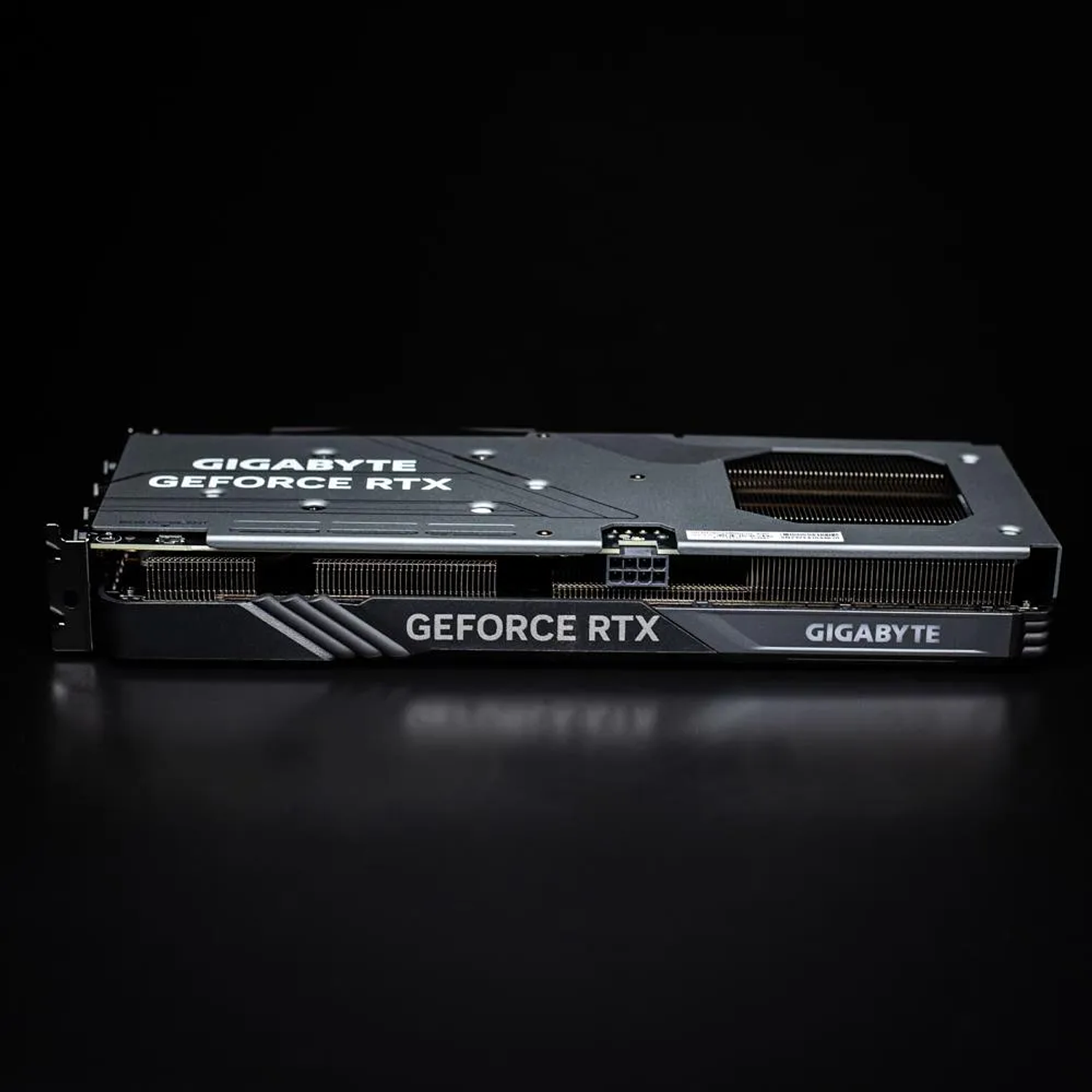 Gigabyte GeForce RTX 4060 Gaming OC 8G Tarjeta Gráfica 13