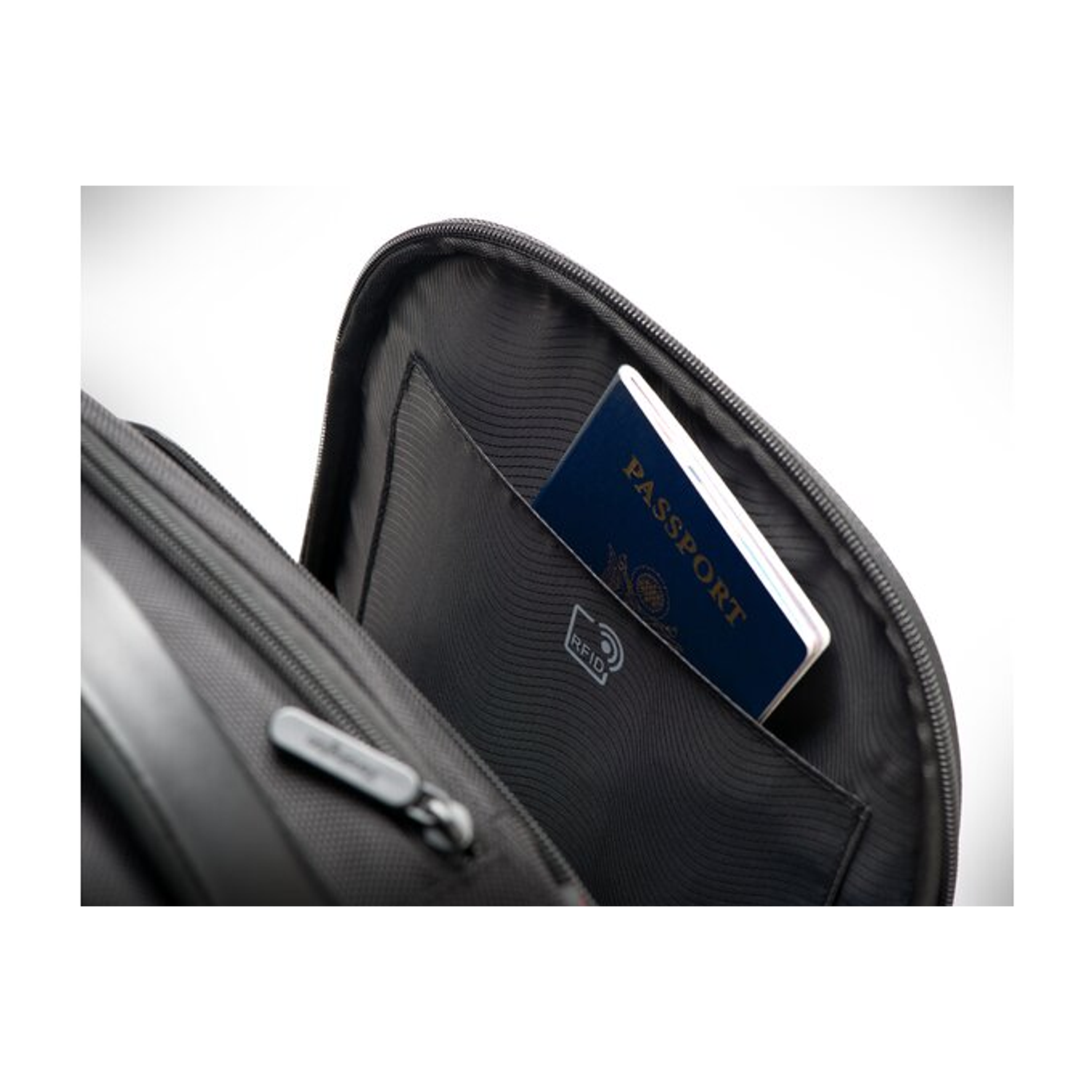 Kensington Contour 2.0 Pro K60381WW Mochila para Notebook hasta 17