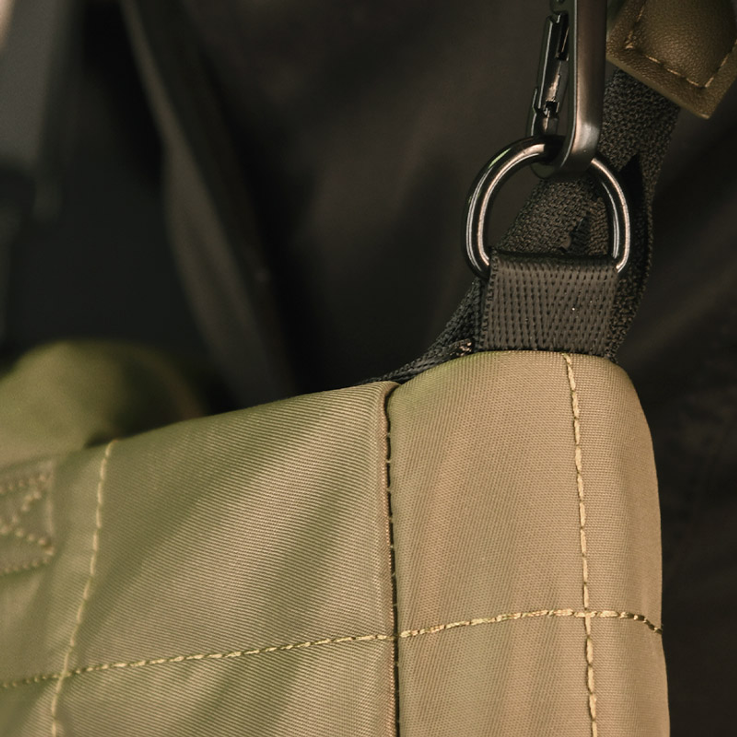 Klip Xtreme Isa Shopper Bag KLB-750 Bolso para Notebook 15.6”, Repelente al Agua, Cartera Moderna, Liviana, Cómoda, Verde 4