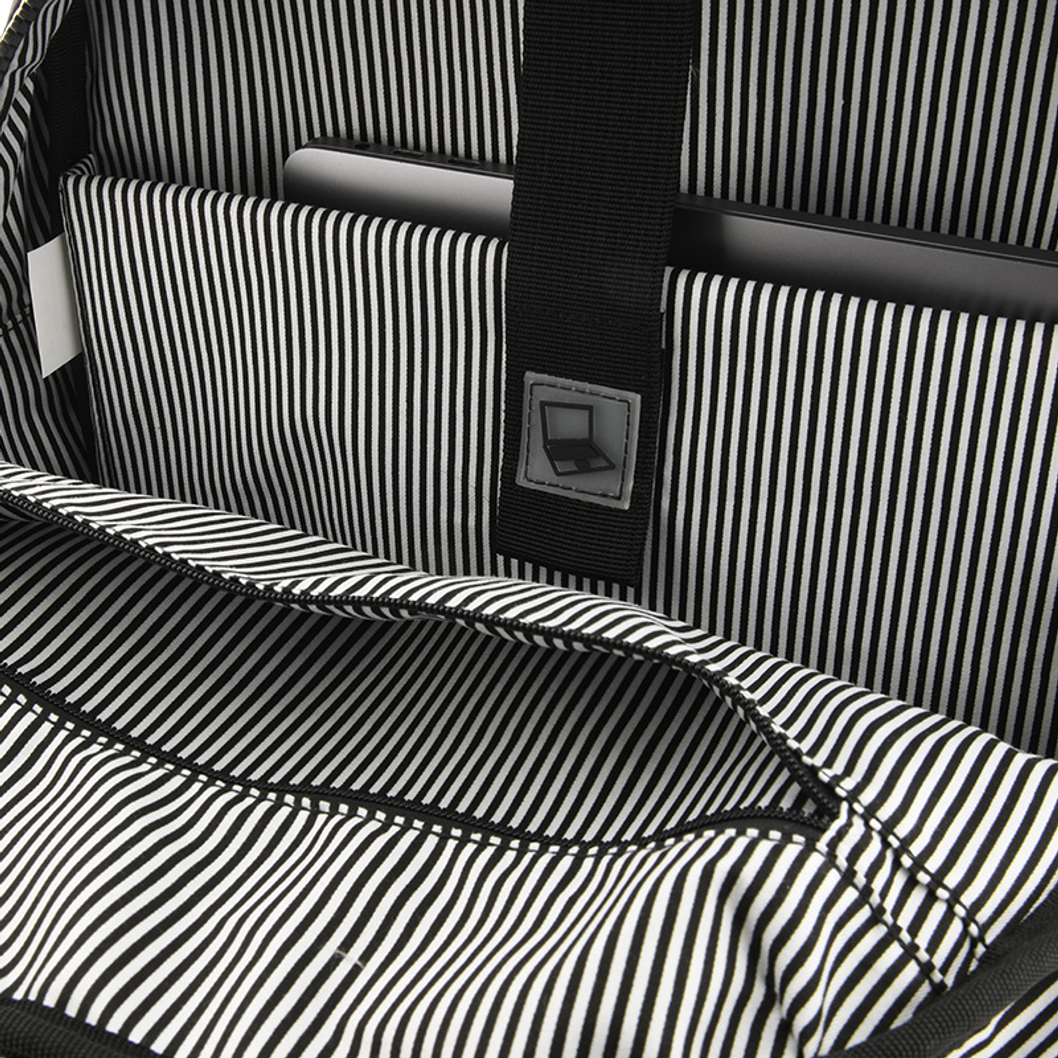 Klip Xtreme KNB-467 Mochila Laptop 15.6