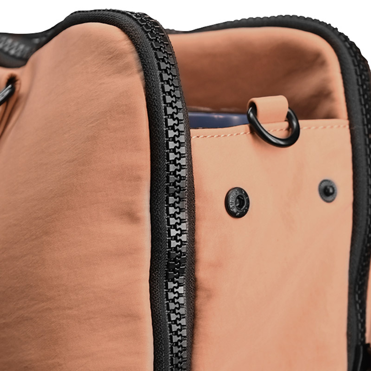 Klip Xtreme KLB-850 Bolso para Notebook 13”, Maletín y Bandolera, Bolso de Mano para Laptop, Repelente al Agua, Nailon Premium, Beige 1