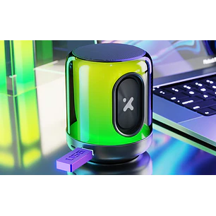 Xtech BeatWave XTS-617 Parlante Portátil Bluetooth 5.3, Luces LED, TWS, 5W RMS