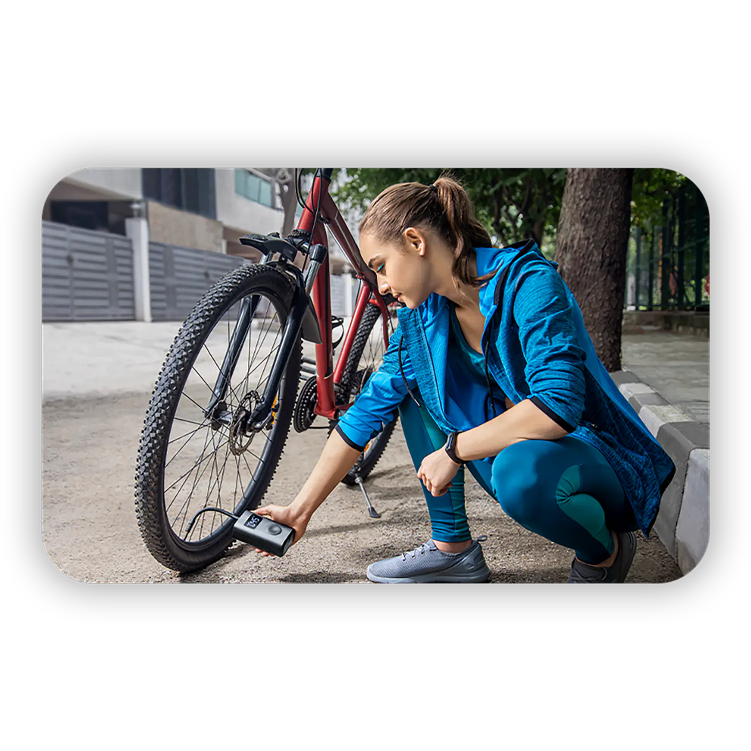 Xiaomi Compresor de Aire Eléctrico Portátil 150 PSI, 2000 mAh, Micro USB, Auto y Bici 4