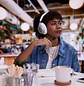 JBL Live 780NC Audifonos Over-Ear ANC 2.0, Bluetooth 6.0, Hi-Res, 80 h, Multipunto, Azul - Miniatura 11