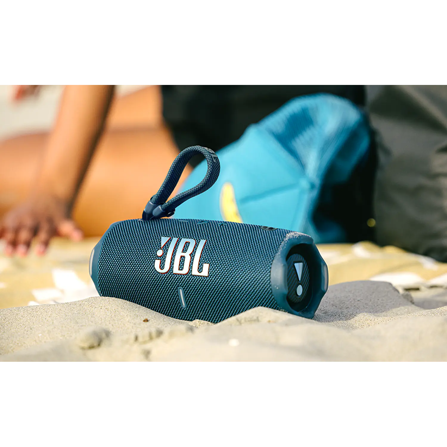 JBL Charge 6 Parlante Bluetooth Portatil, 45W RMS, IP68, Auracast, Powerbank, 28 h, Morado 13