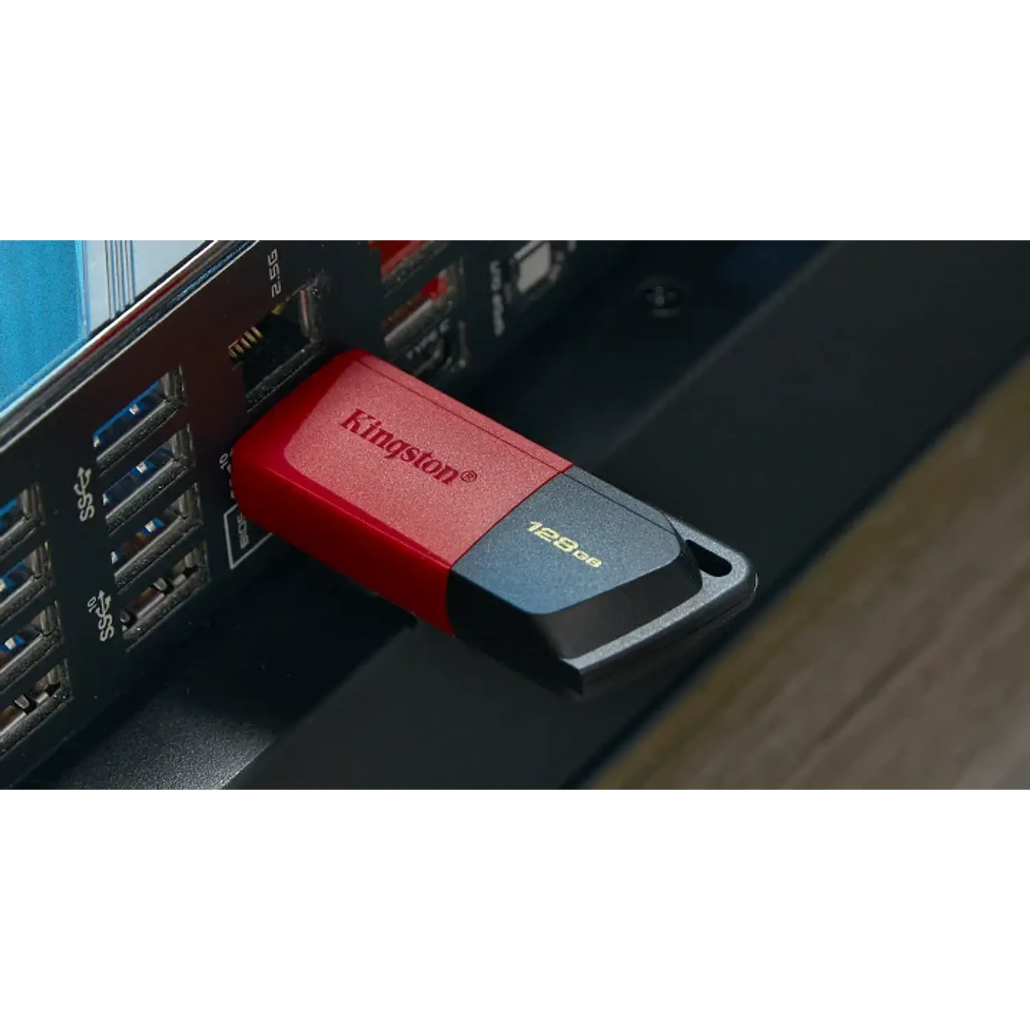 Kingston DataTraveler Exodia M, Pendrive 64GB, USB-A 3.2 Gen 1, Rosado  5