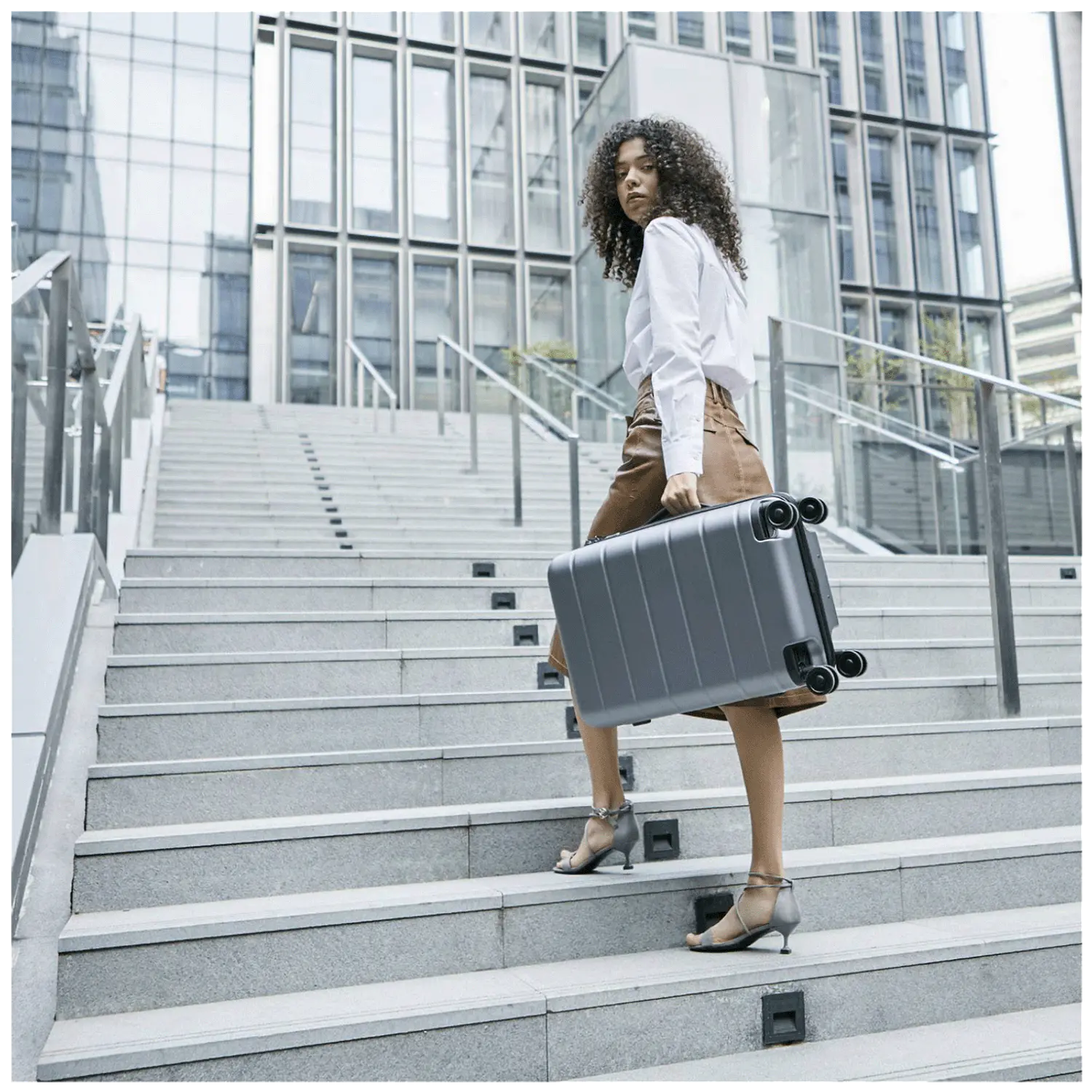 Xiaomi Mi Luggage Classic Maleta de Cabina 20″, 38 L, Policarbonato, Cierre TSA, Ruedas 360°, Gris 6