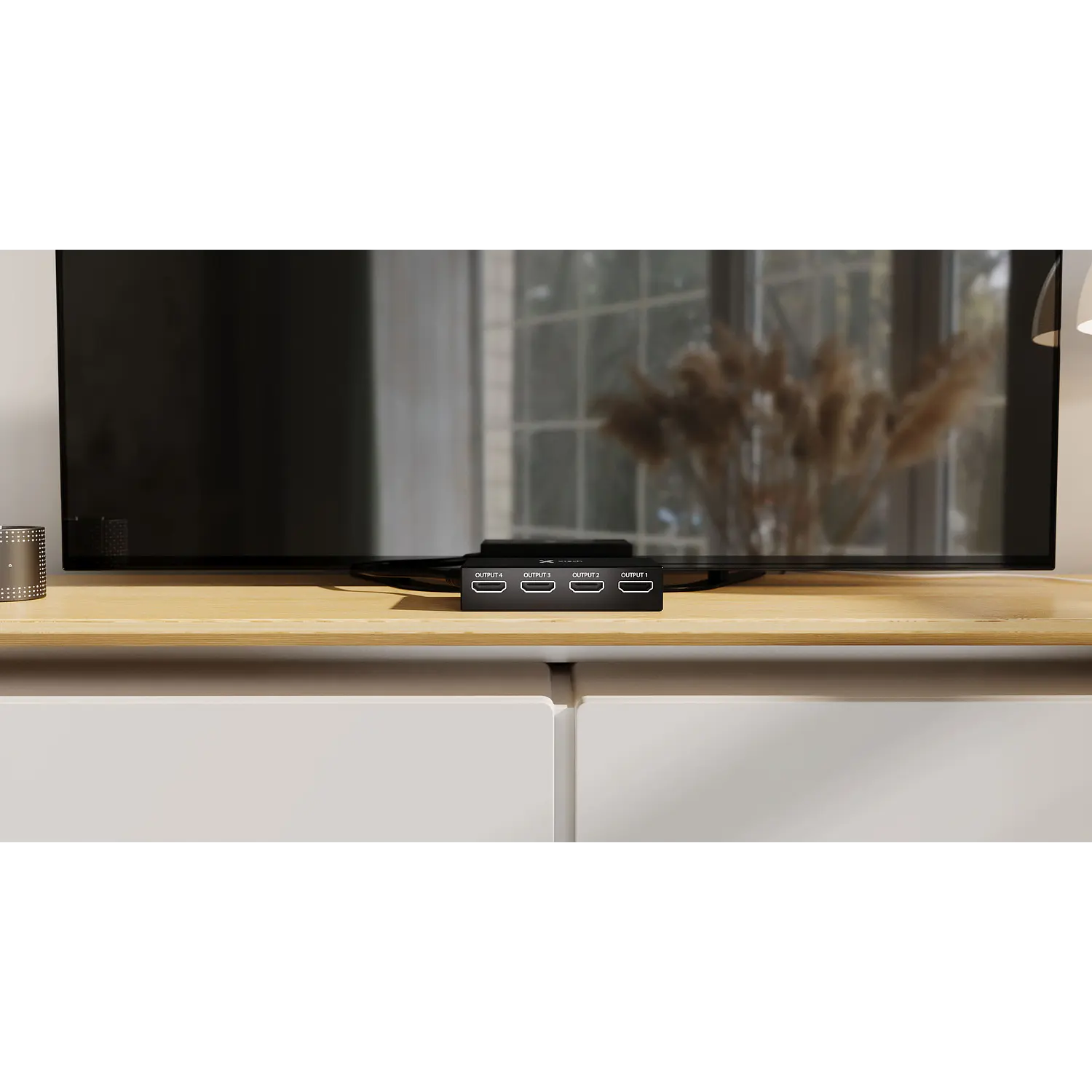 Xtech XHA-420, Splitter HDMI 1 Entrada a 4 Salidas, 4K 30Hz, 3D, con Adaptador 9