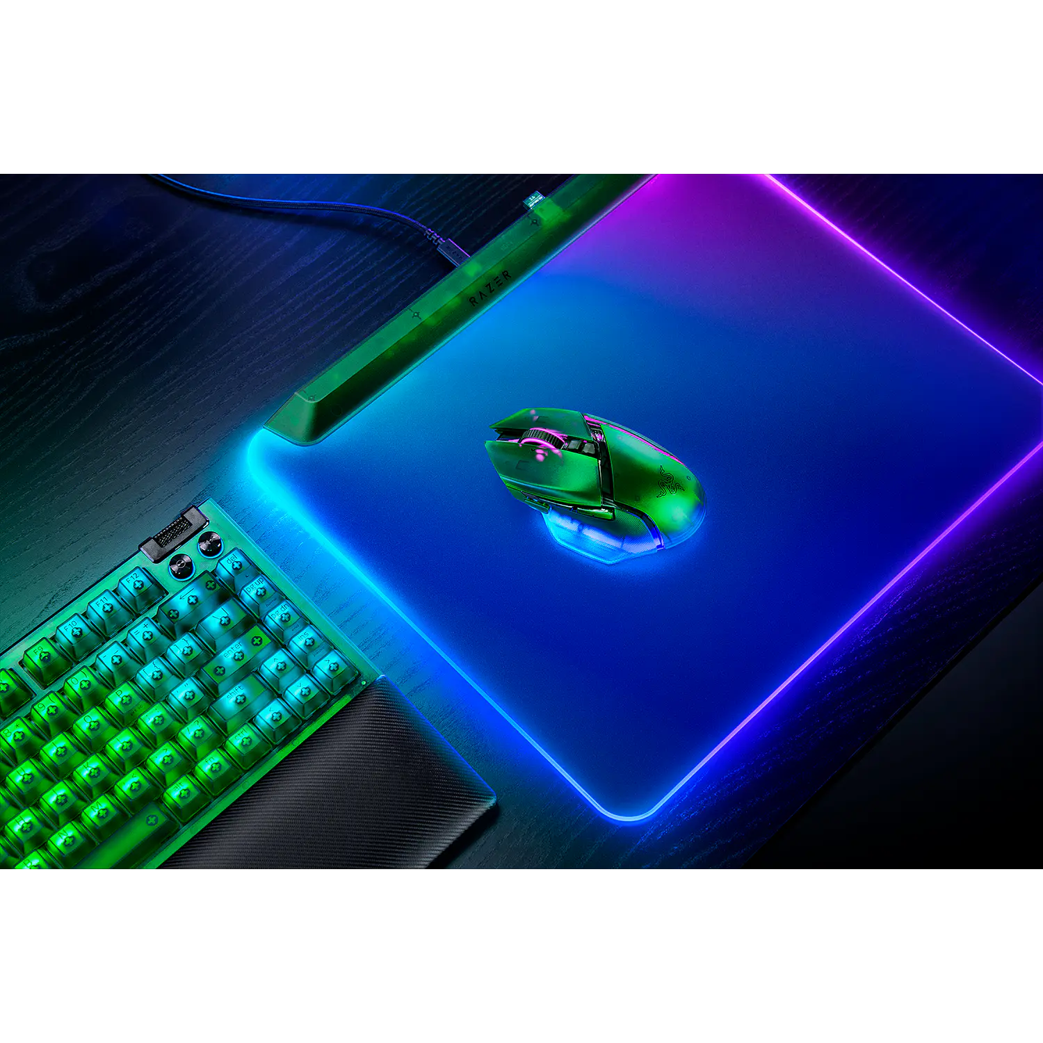 Razer Basilisk V3 Pro 35K, Mouse Gamer Inalámbrico, 35000 DPI, 11 Botones, RGB, Verde Phantom 3