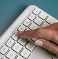 Logitech Signature Slim K950, Teclado Inalámbrico Español, Bluetooth, Logi Bolt, Multidispositivo, Blanco - Miniatura 8