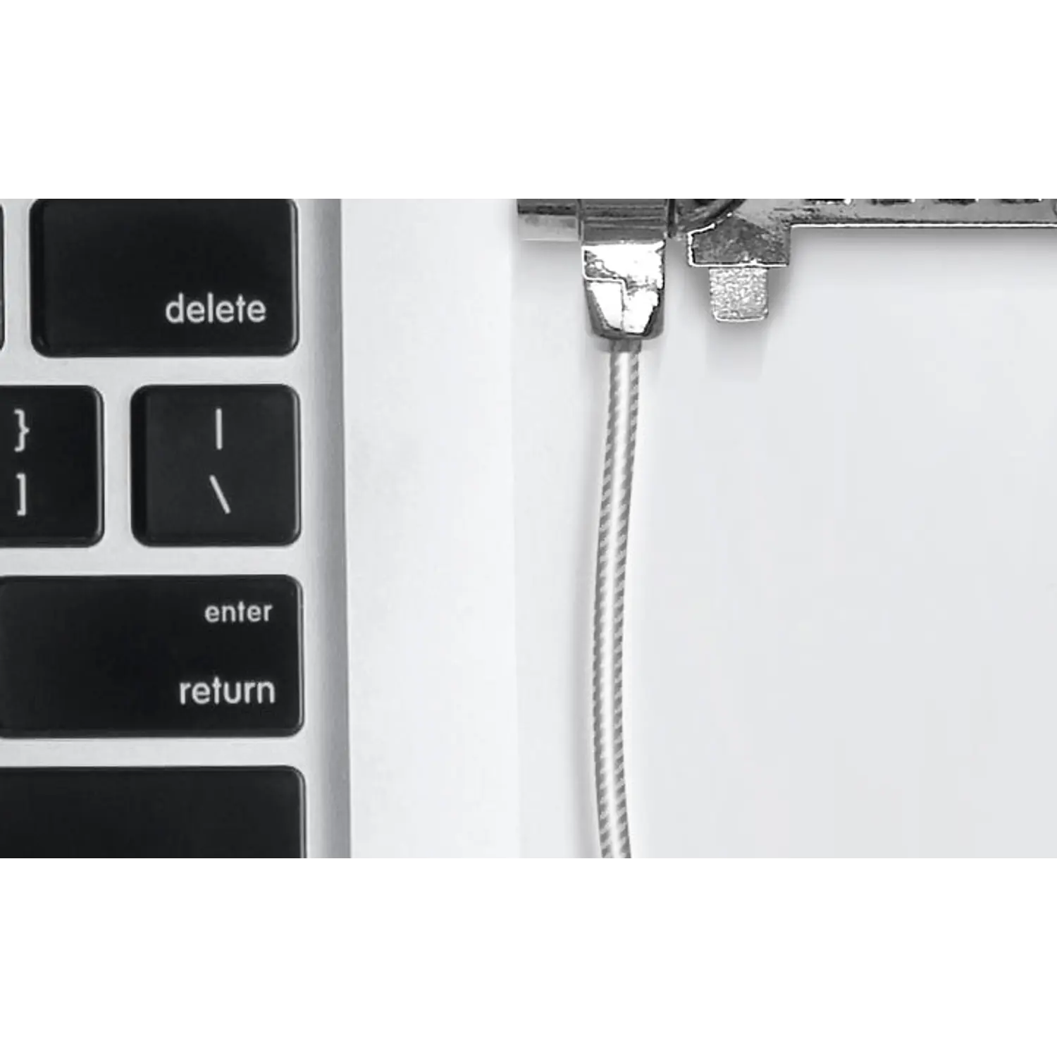 Xtech XTA-110, Candado para Notebook, Combinación 4 Dígitos, Cable 1.83 m, Plata 2