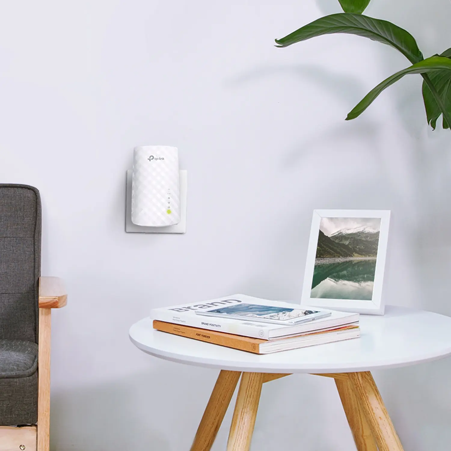 TP-Link RE200, Extensor Wi-Fi 5 AC750, Doble Banda, Fast Ethernet, Punto de Acceso, Blanco 2