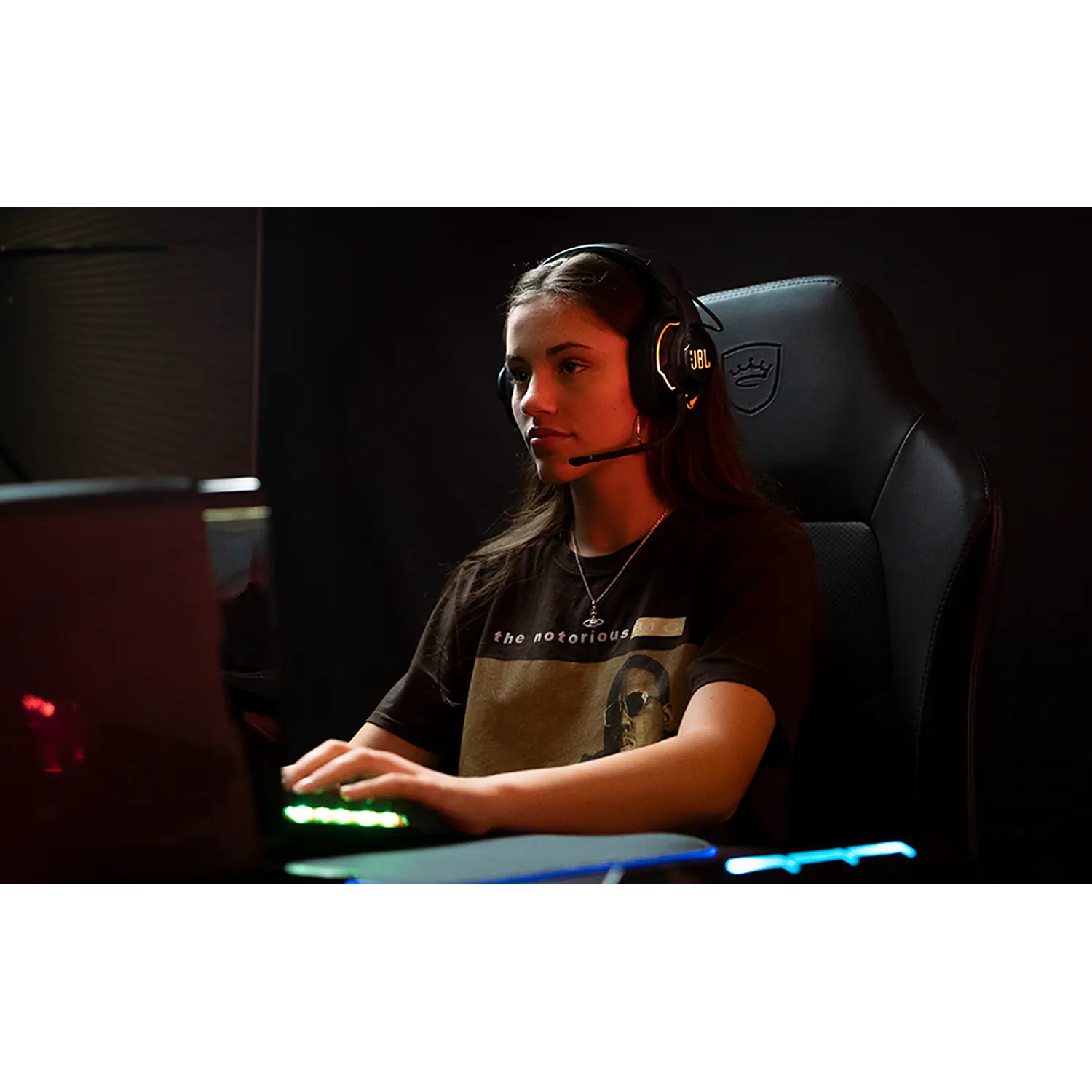 JBL Quantum 910 Wireless, Audífonos Gaming ANC, 2.4GHz, Bluetooth 5.2, 39h, Negro 17