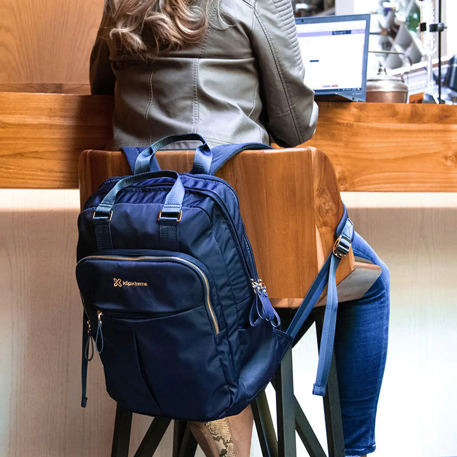 Klip Xtreme Toscana KNB-468BL, Mochila para Notebook 15.6