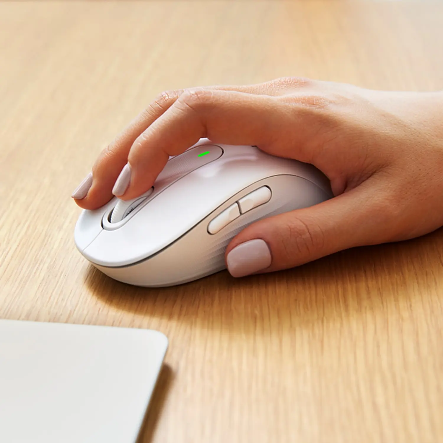 Logitech Signature M650 L, Mouse Inalámbrico, Bluetooth, Logi Bolt, 4000 DPI, SmartWheel, Grafito 8