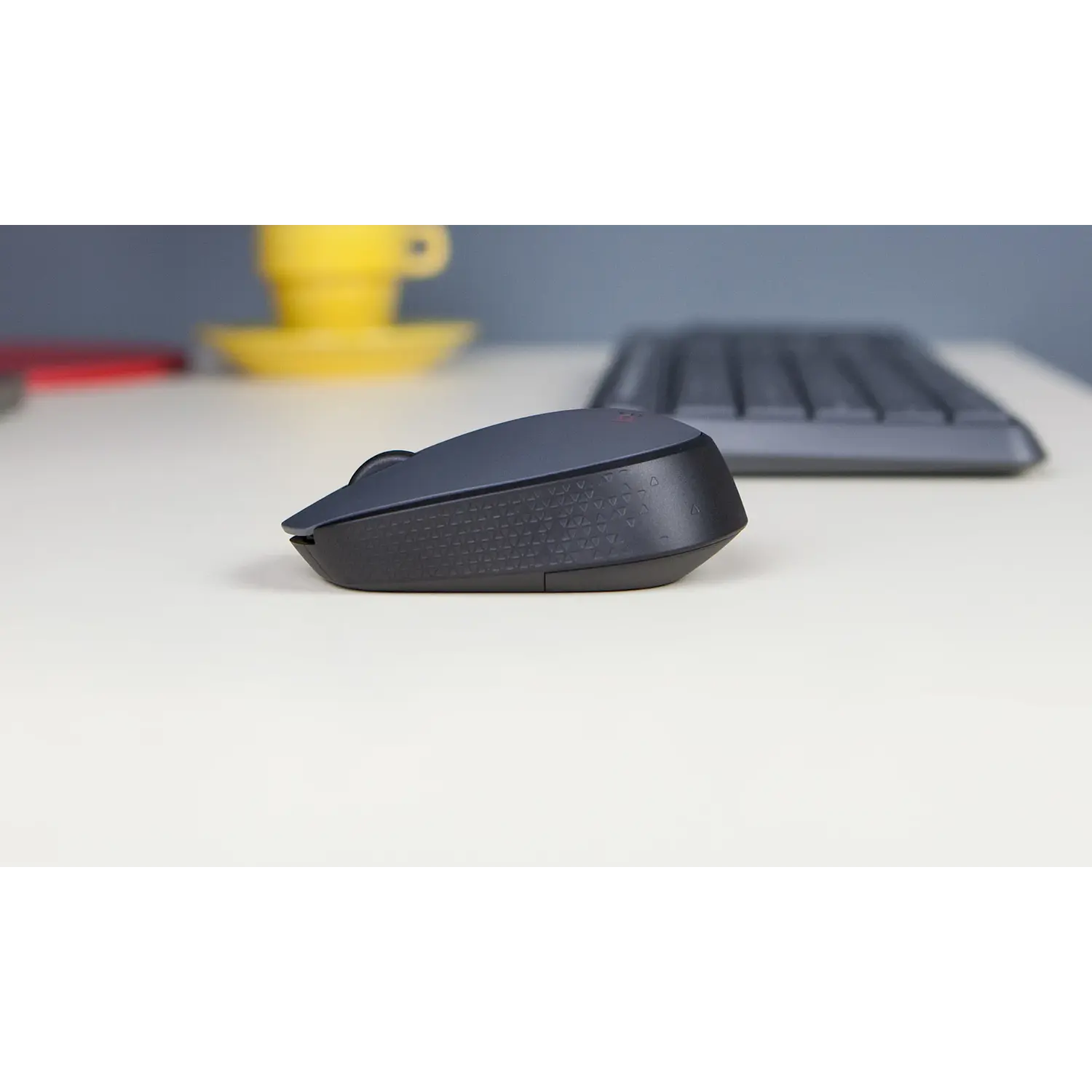 Logitech MK235 Kit Teclado y Mouse Inalámbrico, USB 2.4GHz, Español, 10m, Gris 7