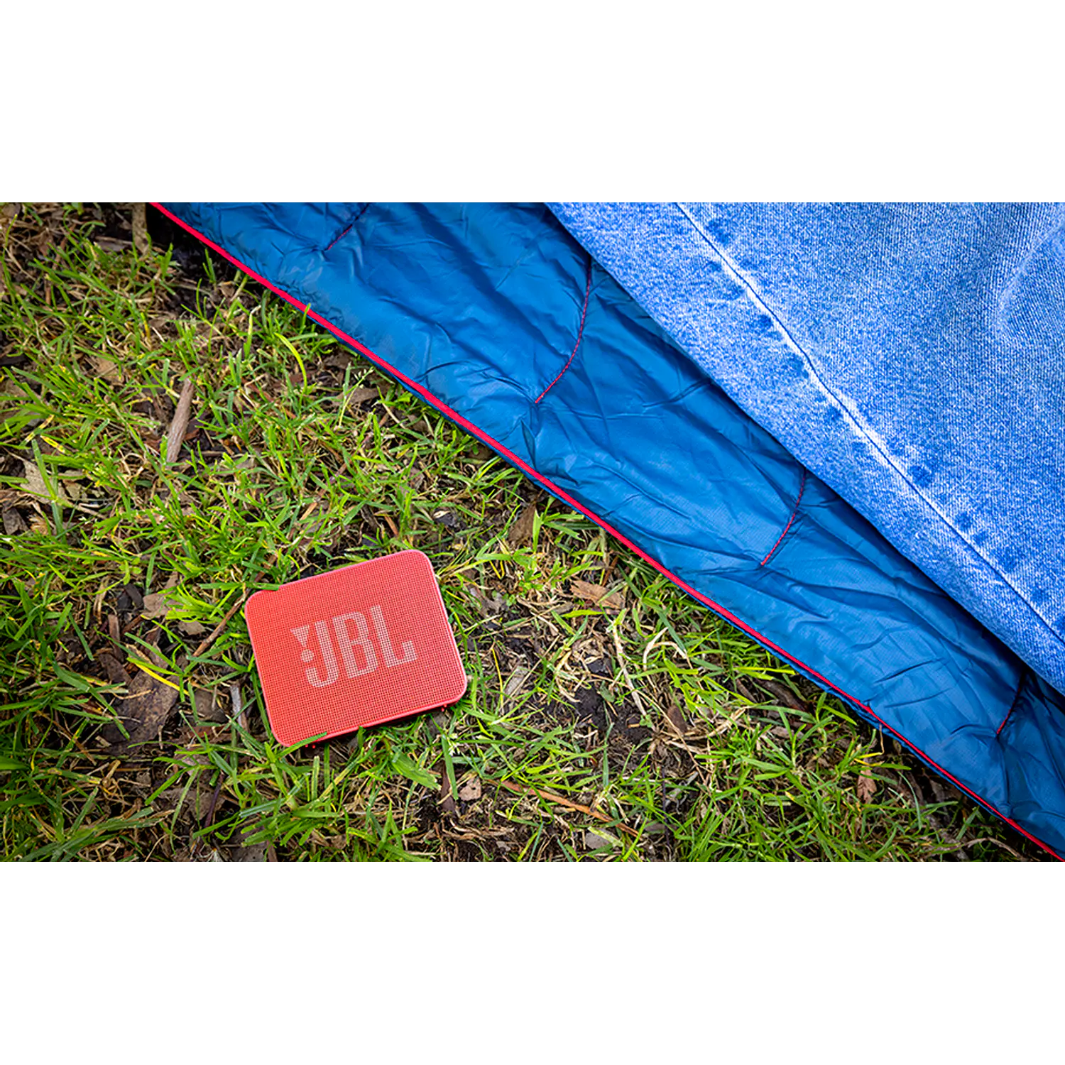 JBL Go Essential 2, Parlante Bluetooth Portátil, JBL Pro, 3.1W, IP67, 5h, Rojo 10